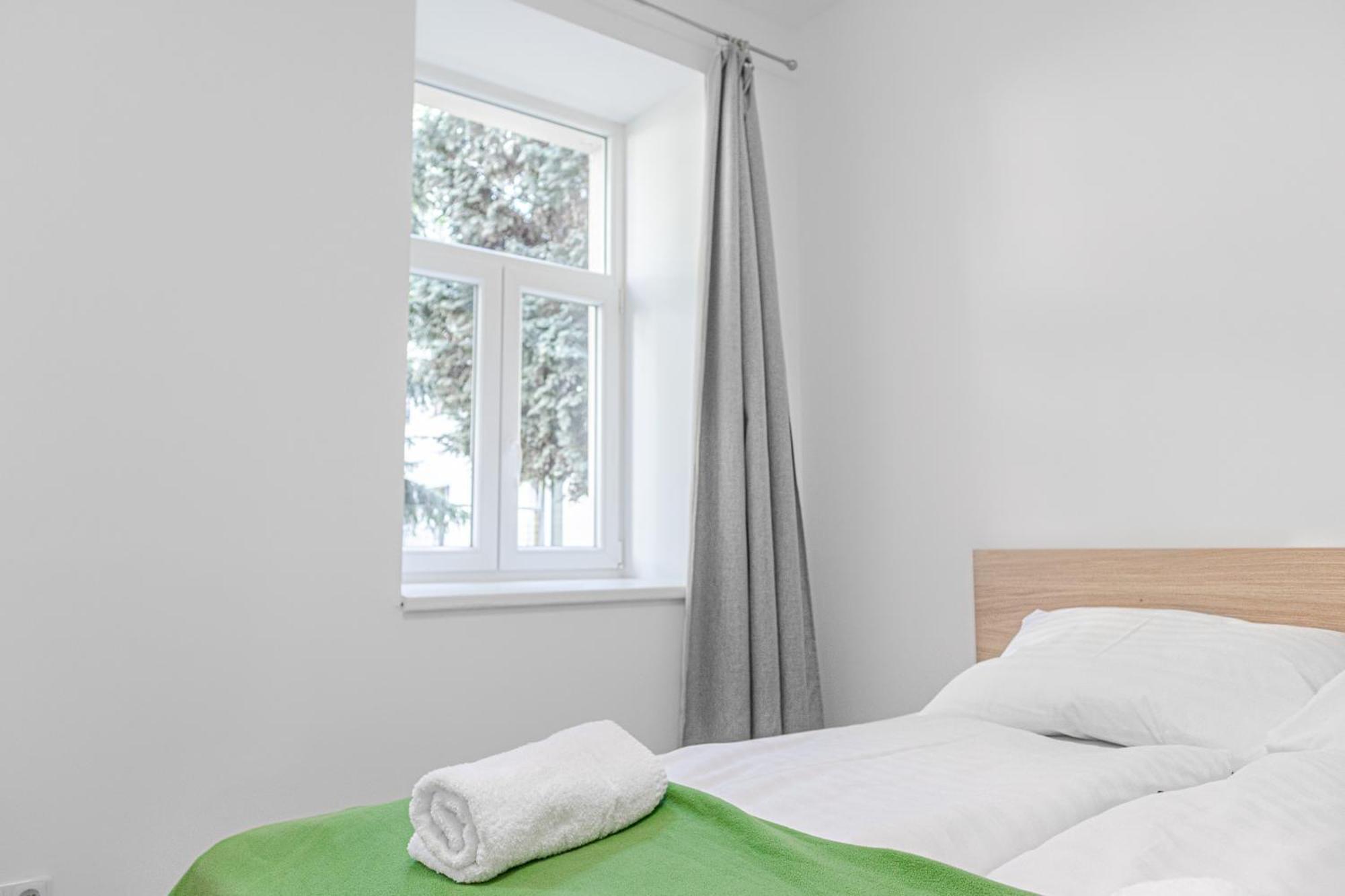 Lovely 2Br Shared Apartment, Enkplatz U3, 15Min To Center Wien Exteriör bild