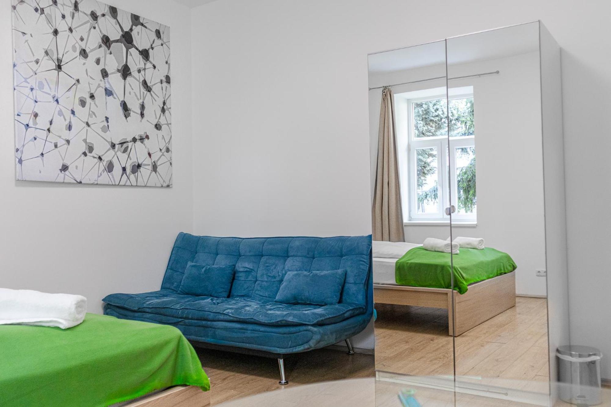 Lovely 2Br Shared Apartment, Enkplatz U3, 15Min To Center Wien Exteriör bild