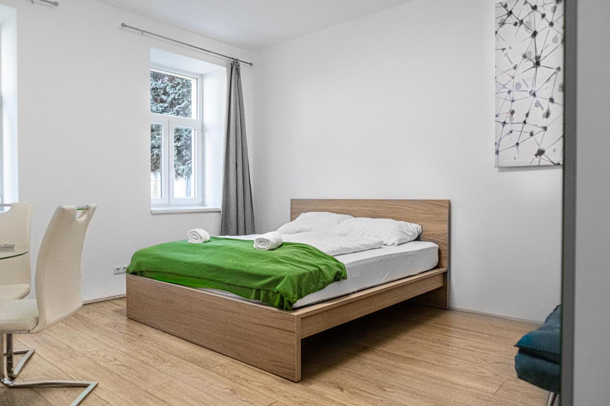 Lovely 2Br Shared Apartment, Enkplatz U3, 15Min To Center Wien Exteriör bild